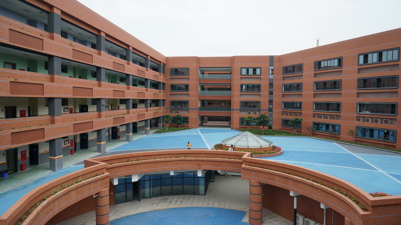 大氣的教學(xué)樓